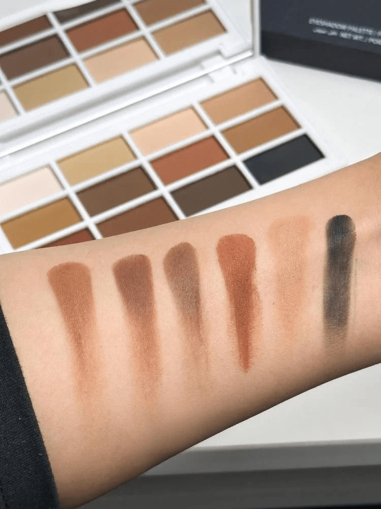 Eyeshadow Palette By Realbeauty - Real Beauty Egypt